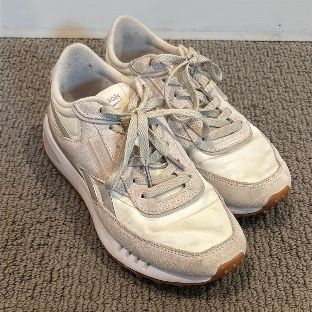 Reebok Women's Beige and White Sneakers